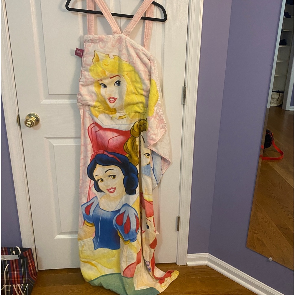 NWOT disney towel backpack